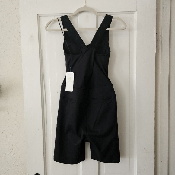 Nautica Women's Competition Active Bodysuit Size Medium, Crisscross Back - Picture 4 of 10